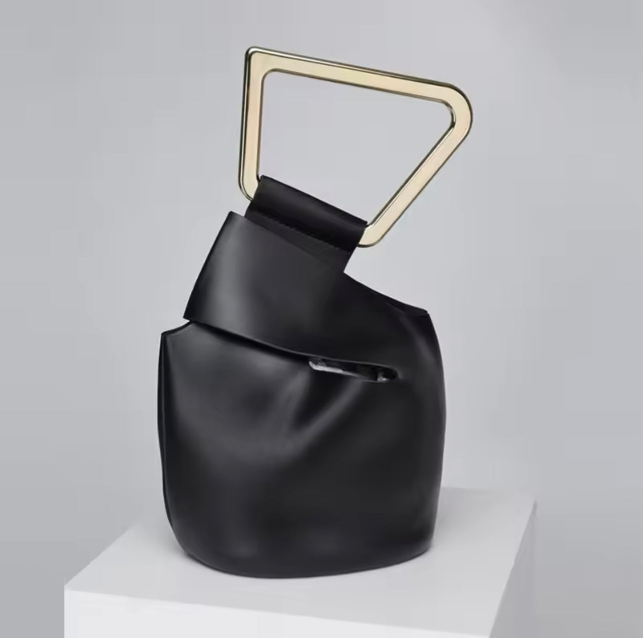 ERÆ BAG